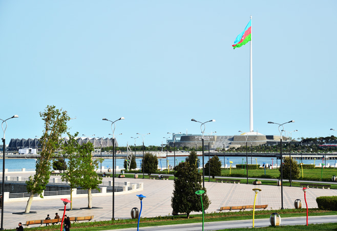 How to reach Azerbaijan from India by flight?