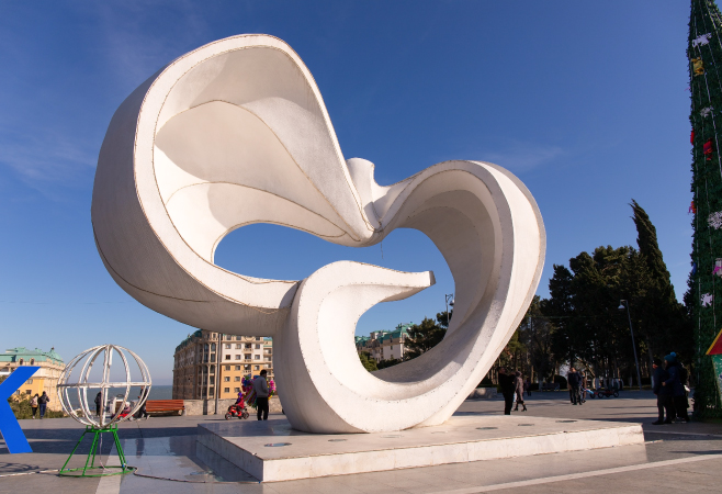 The Seagull Monument is one of the most famous monuments of Sumqayit