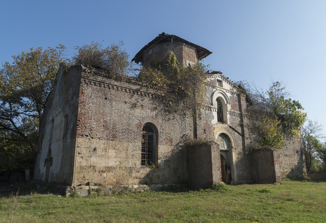 Visit ruins of old Qabala